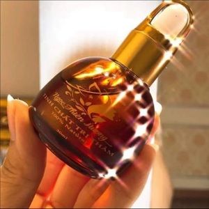 Stretch mark and dark spots removed